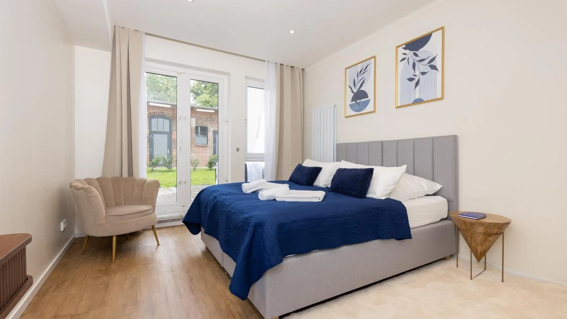 120Sqm & 5-Room Luxury Apartment With 2 Bathrooms ベルリン ドイツ