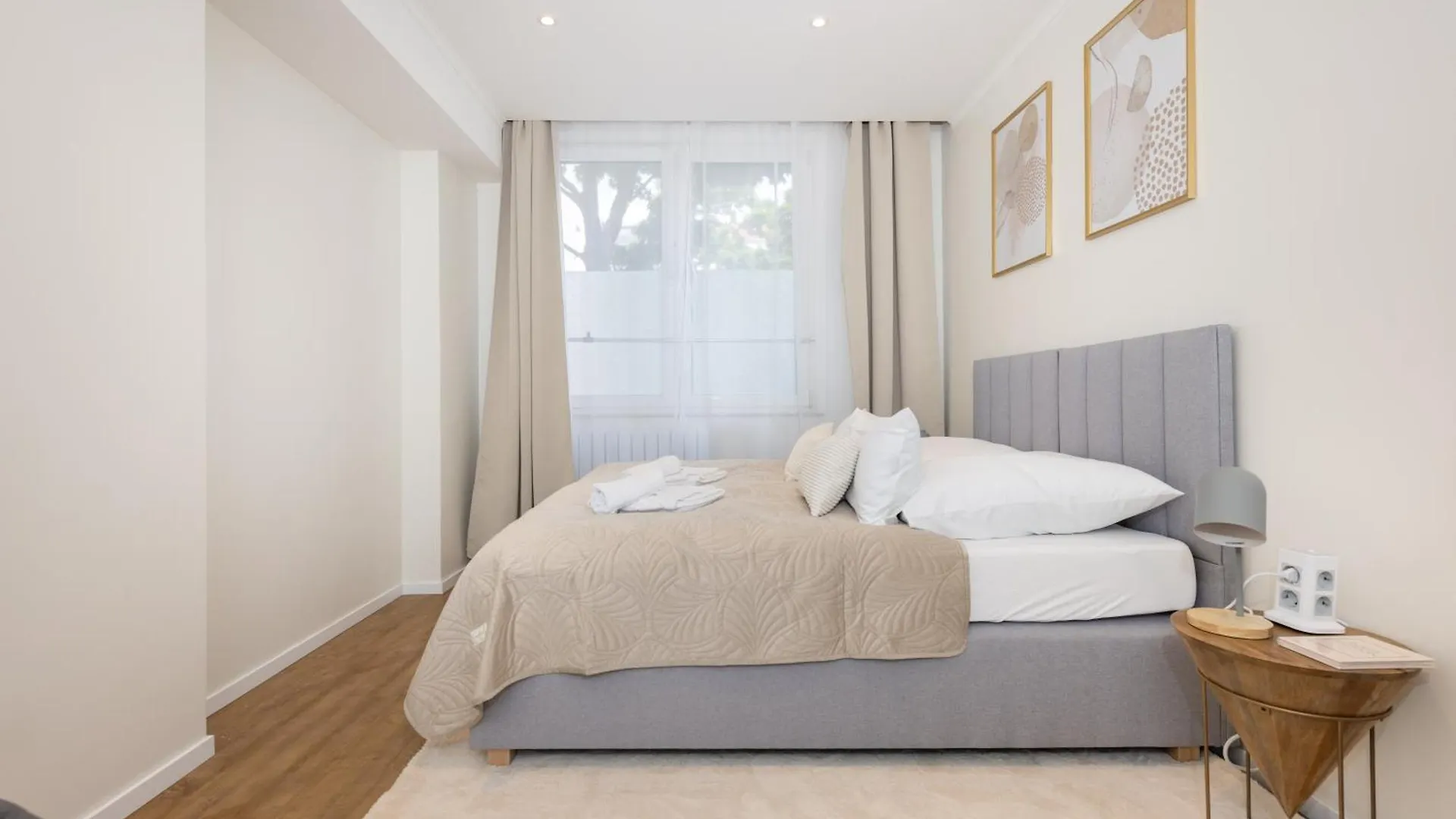 120Sqm & 5-Room Luxury Apartment With 2 Bathrooms ベルリン