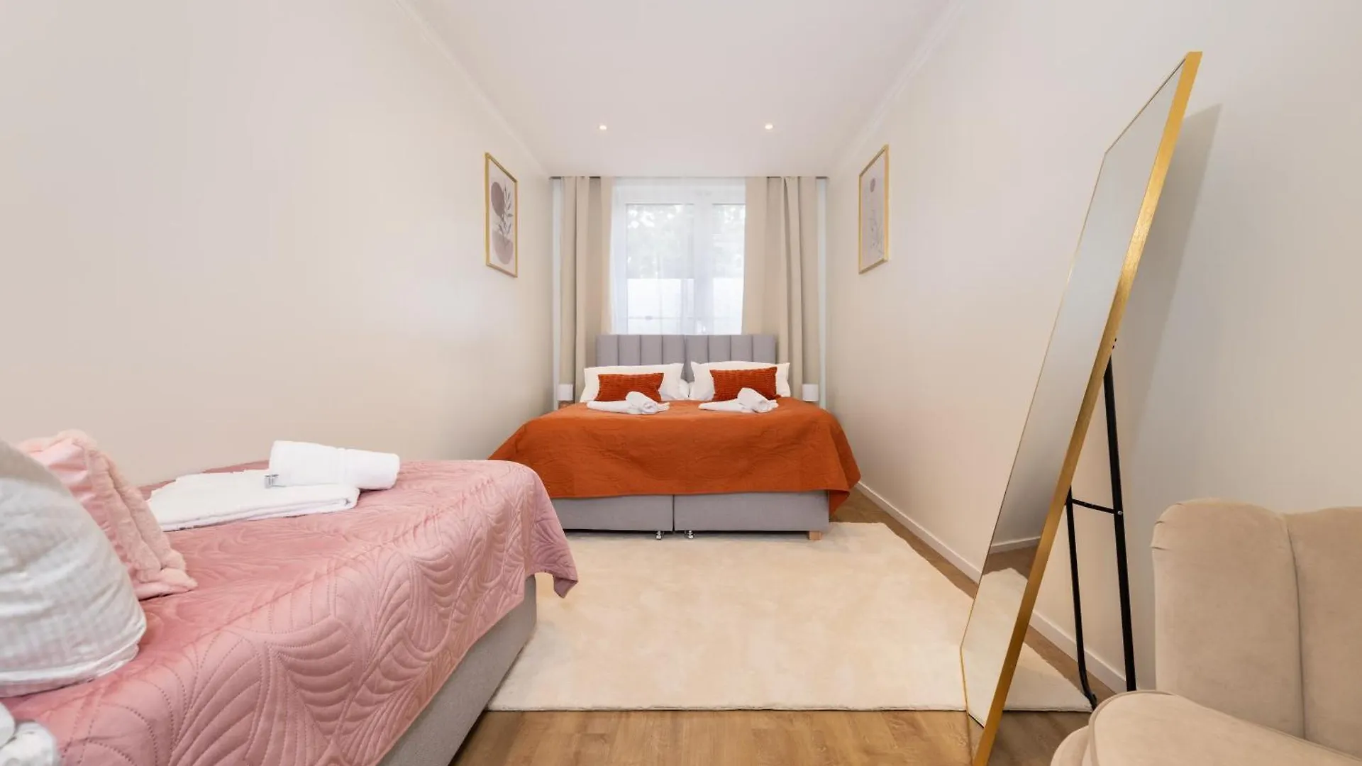 120Sqm & 5-Room Luxury Apartment With 2 Bathrooms ベルリン